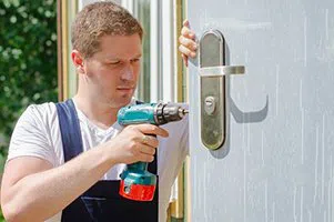 Super Locksmith Service West Palm Beach, FL 561-328-2938 - lock-changing